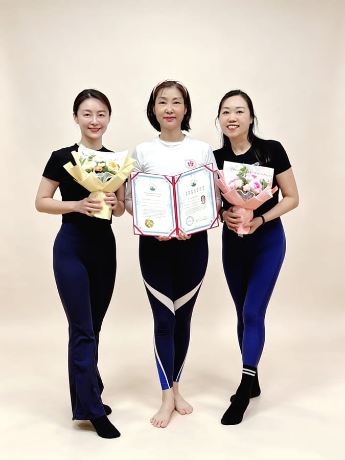 瑜伽師資培訓畢業
